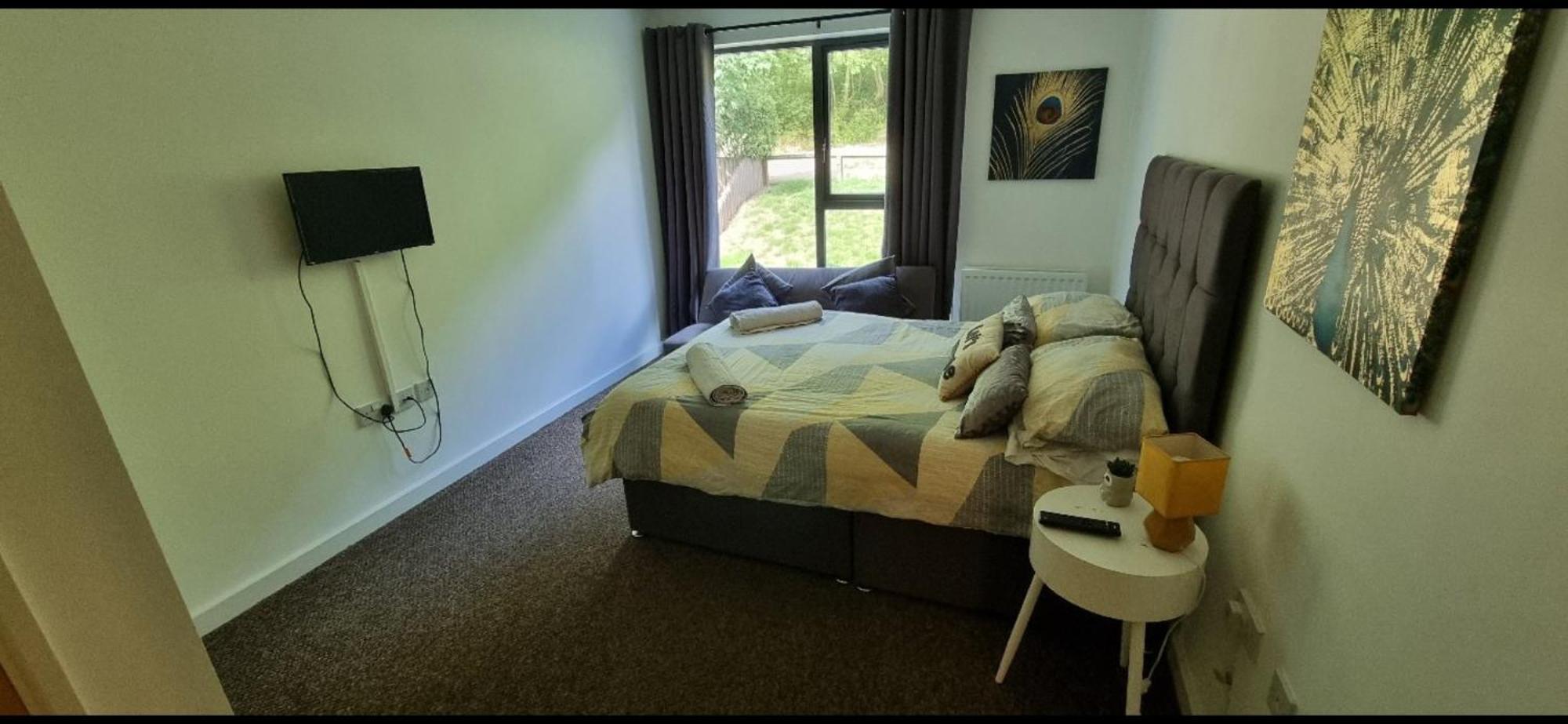 Brentwood Town Retreat - Large 2 Bedroom Apartment Kamer foto