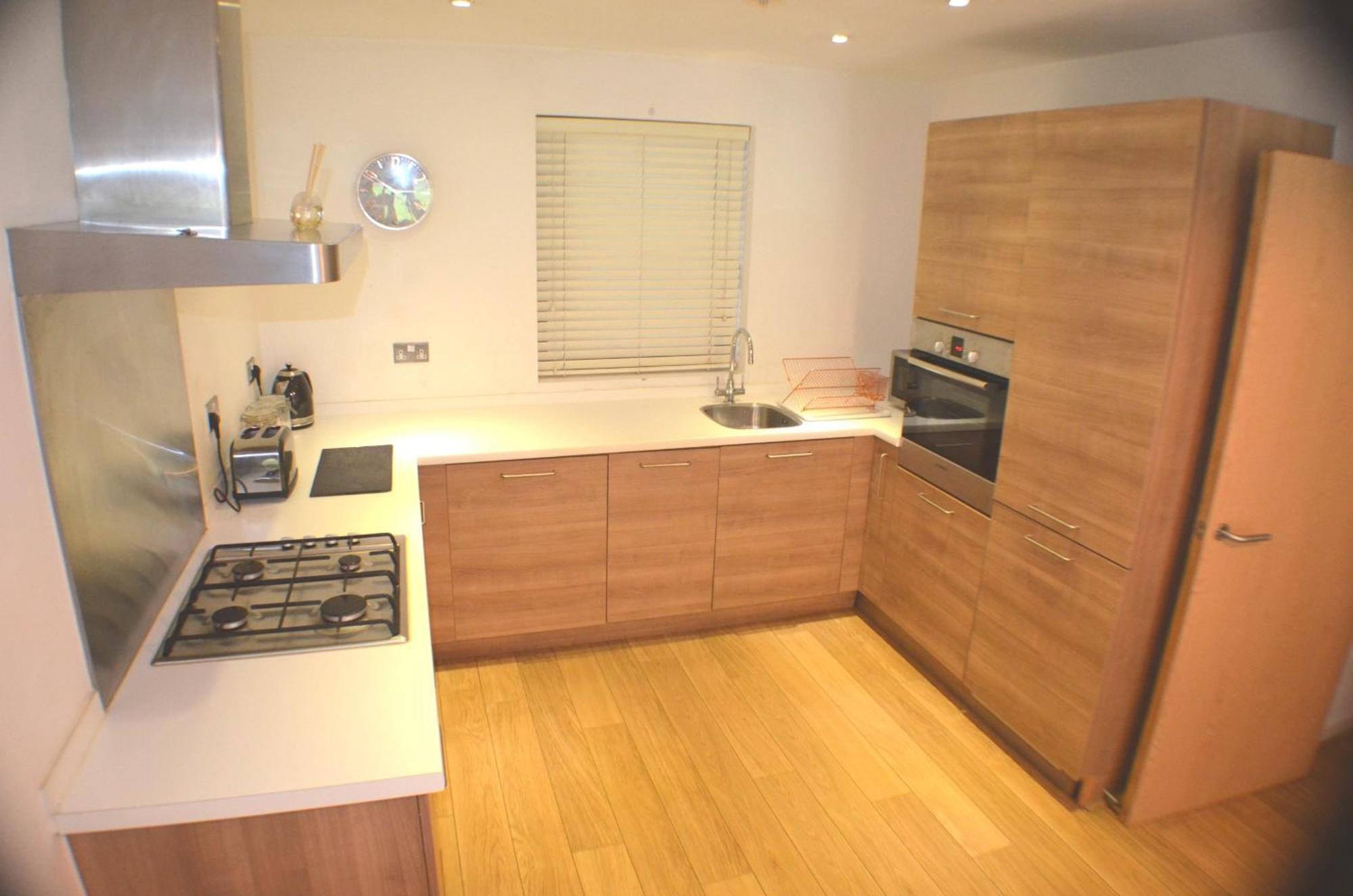 Brentwood Town Retreat - Large 2 Bedroom Apartment Buitenkant foto