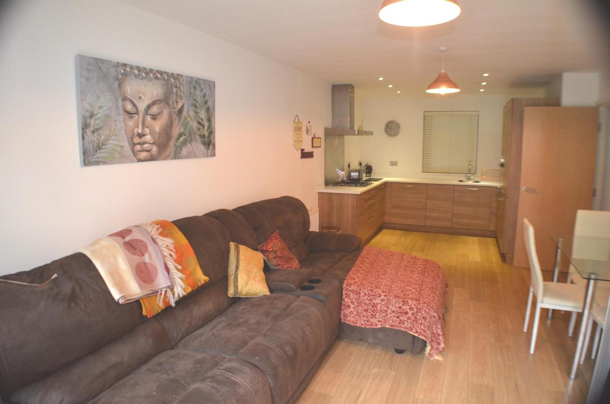 Brentwood Town Retreat - Large 2 Bedroom Apartment Buitenkant foto